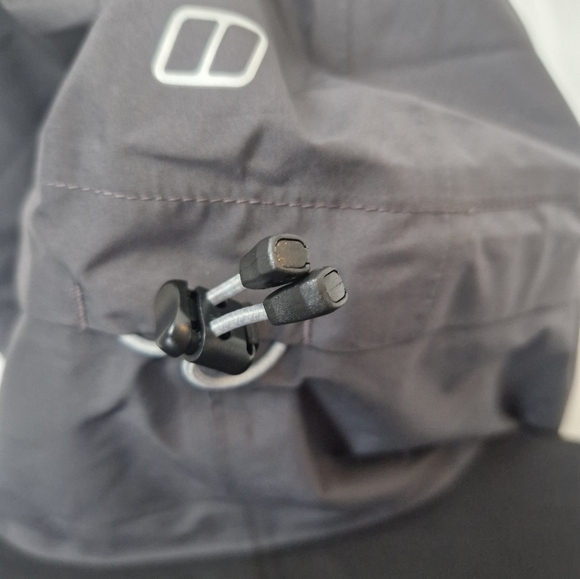 Berghaus Goretex Paclite Dynak Jacket Hardshell Size 10 Walking Hiking RRP £170 - Picture 9 of 13